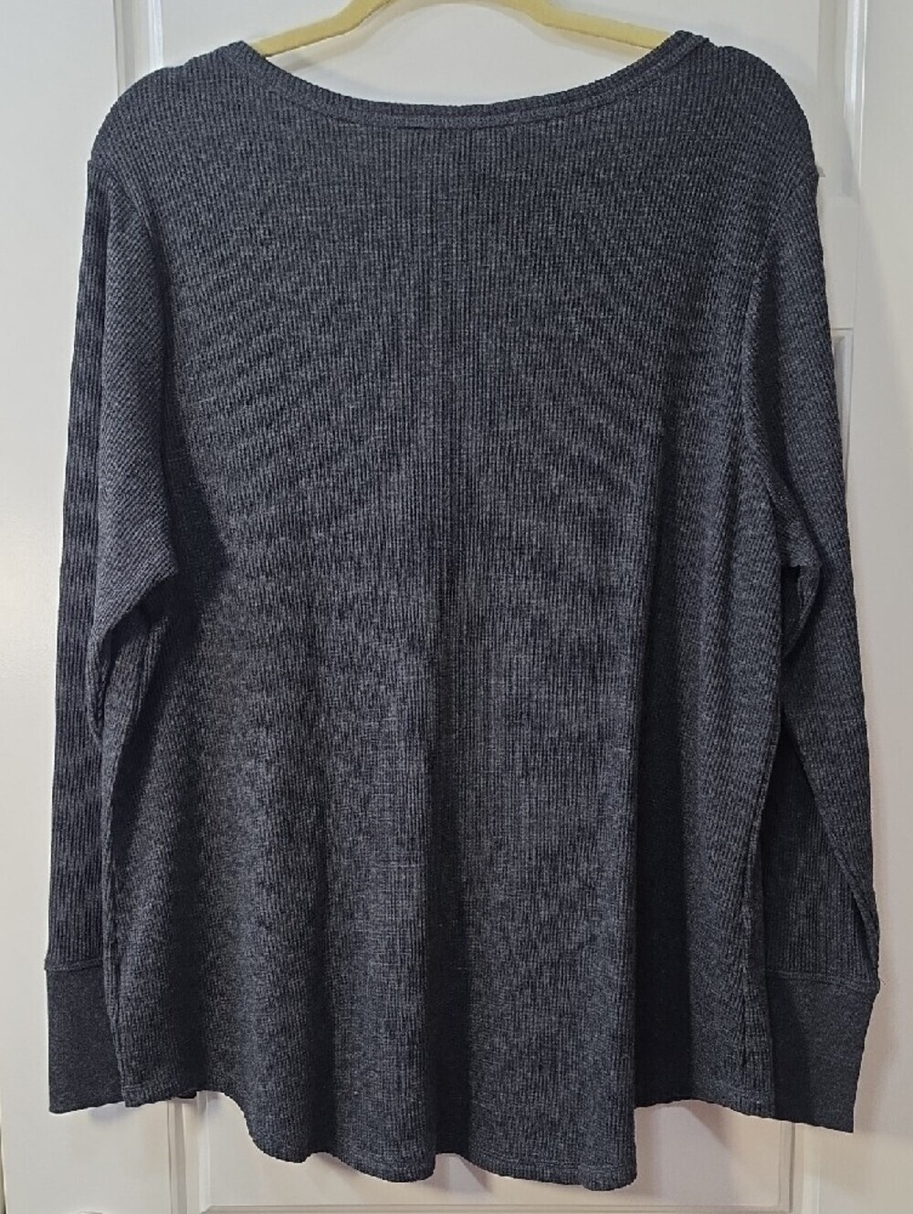 Terra & Sky Charcoal Thermal Long Sleeve Henley V-neck Top - 1X - Picture 5 of 7